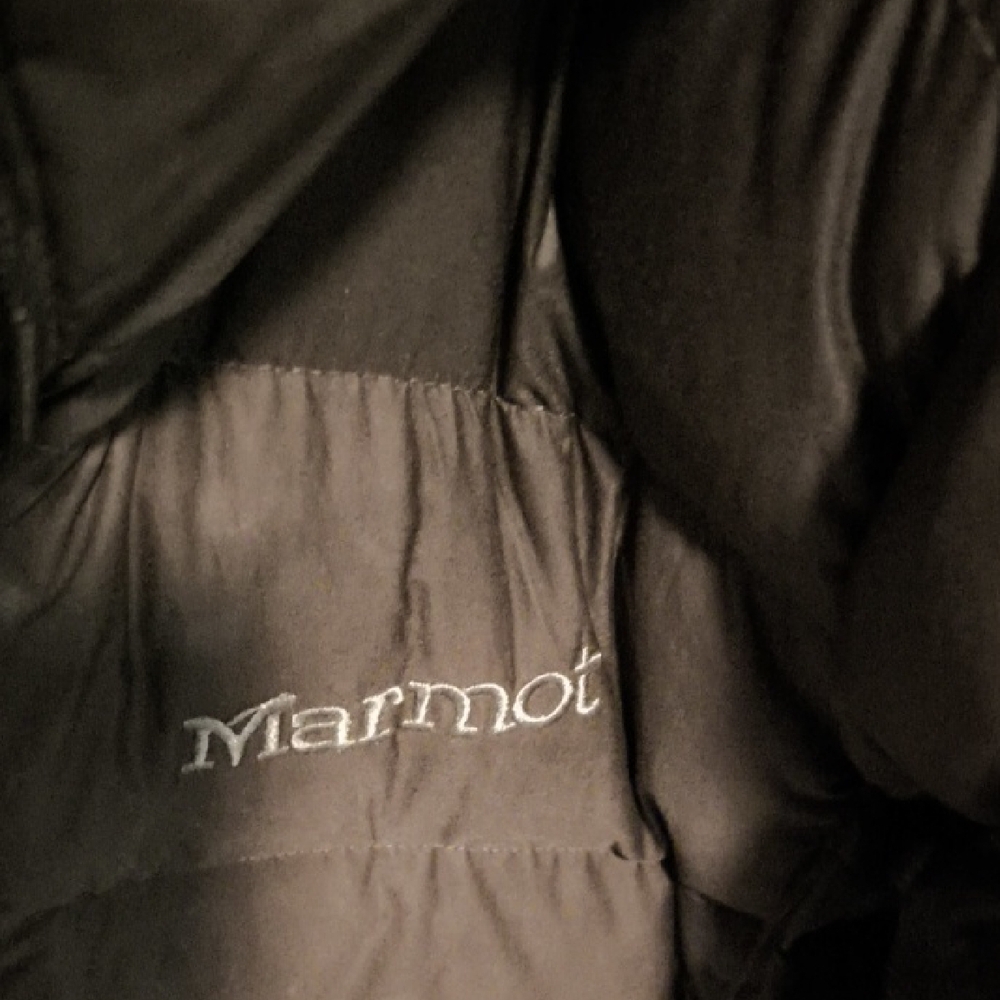 Marmot Women's Dark Puffer Coat with Fur Trim - See The Description - Picture 3 of 7